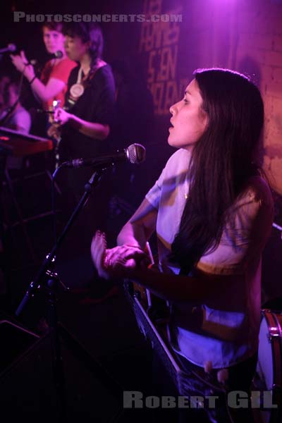 LA LUZ - 2014-03-28 - PARIS - La Chaufferie (du Moulin Rouge) - 